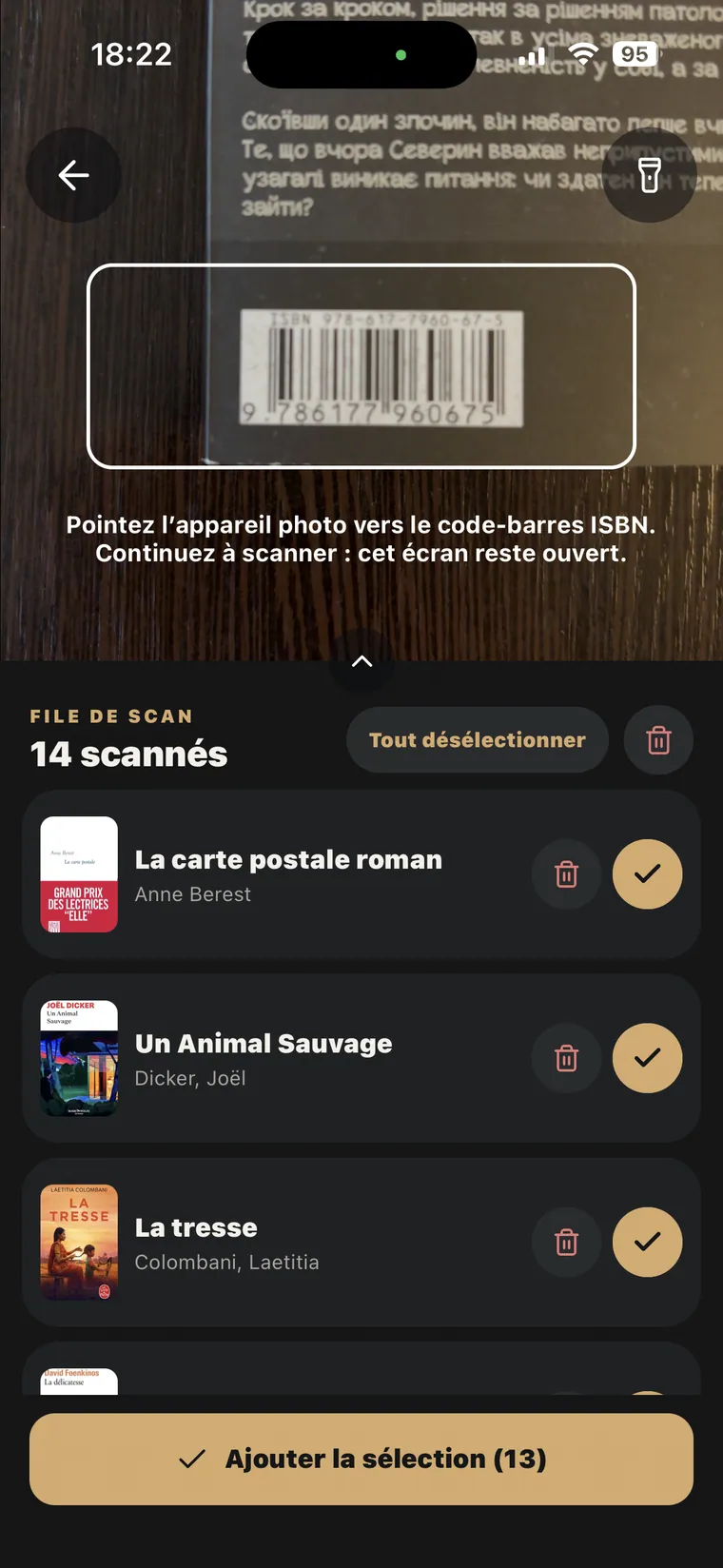 Scannez. Et continuez. — Ajoutez plusieurs livres à la suite.